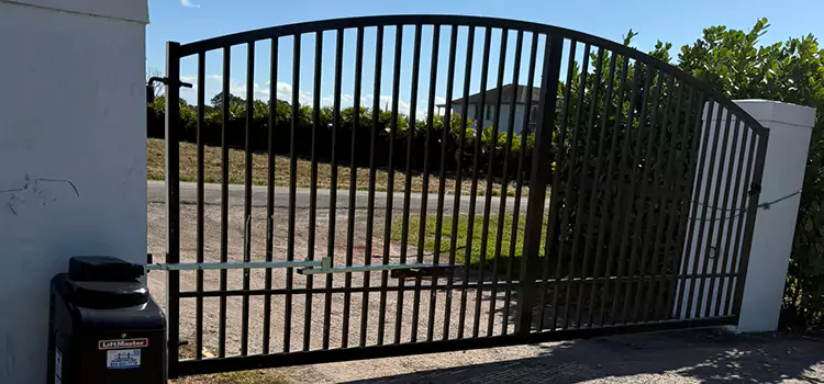 Driveway Fence Repair Fredericksburg